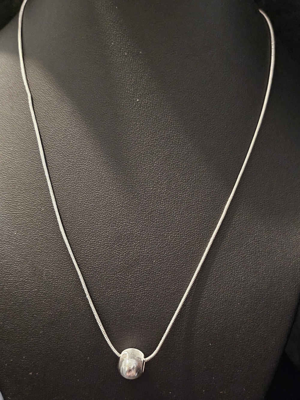 Sterling Silver Ball Pendant Necklace - Polished Silver